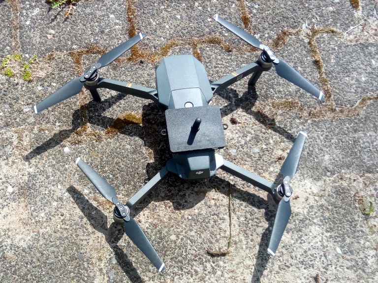 DroneBeacon on DJI mavic drone